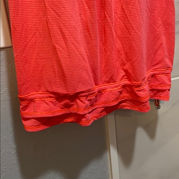 Lululemon tank top - Picture 3 of 6